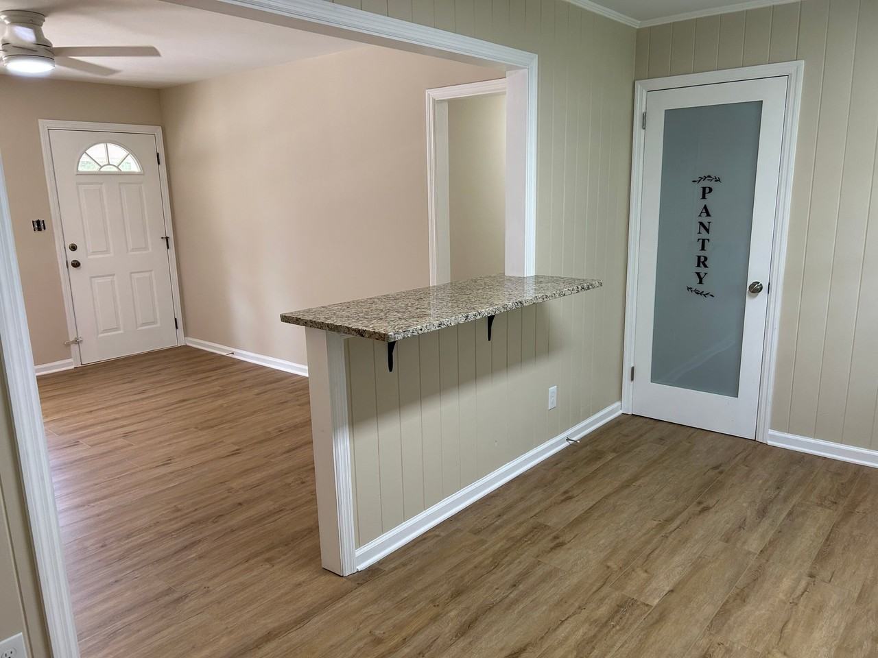 665 Wildwood Dr - Photo 5 of 19