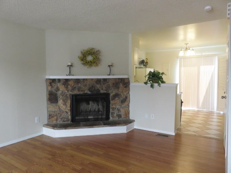 1848 Zebulon Dr - Photo 3 of 19