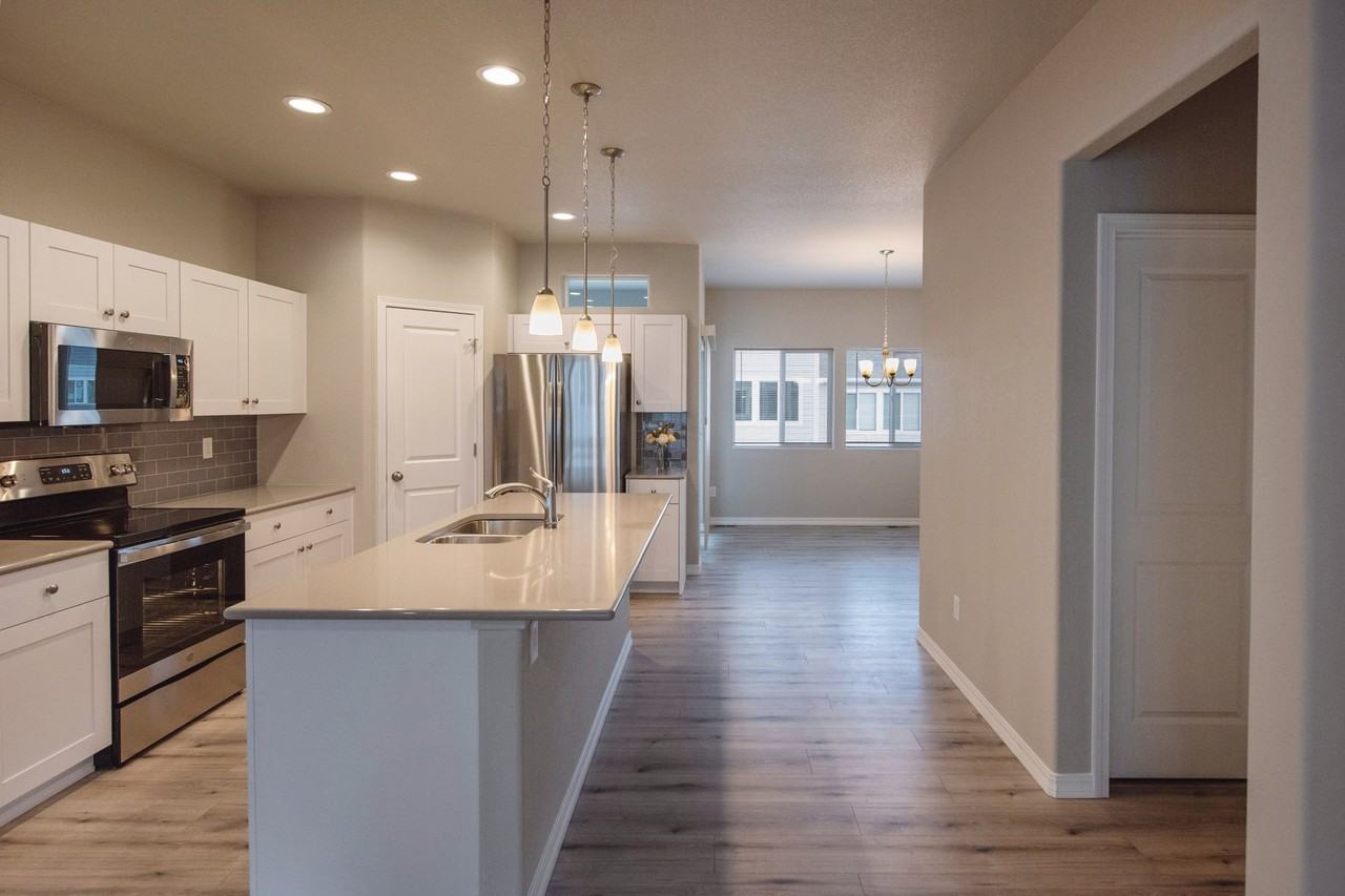 7512 Mount Elbert Pt - Photo 5 of 19