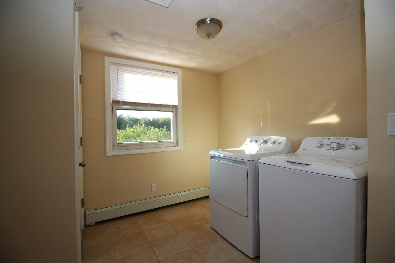 136 Chelsea St #3 - Photo 6 of 14