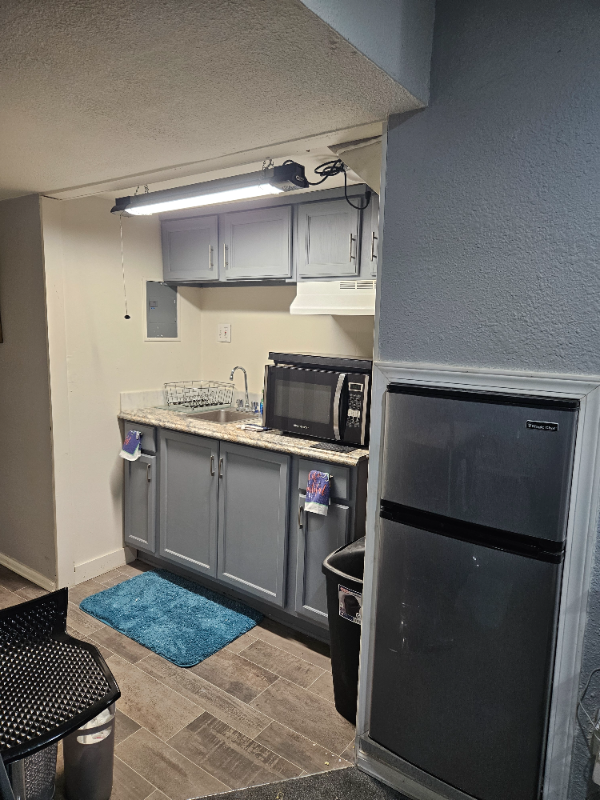 5477 S Ceylon Way - Photo 4 of 9