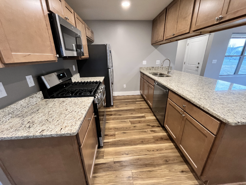 4226 Sunset Ter - Photo 3 of 11