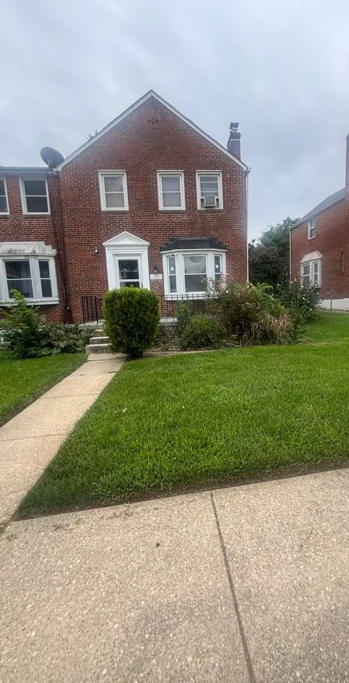 1913 Ramblewood Rd - Photo 6 of 9