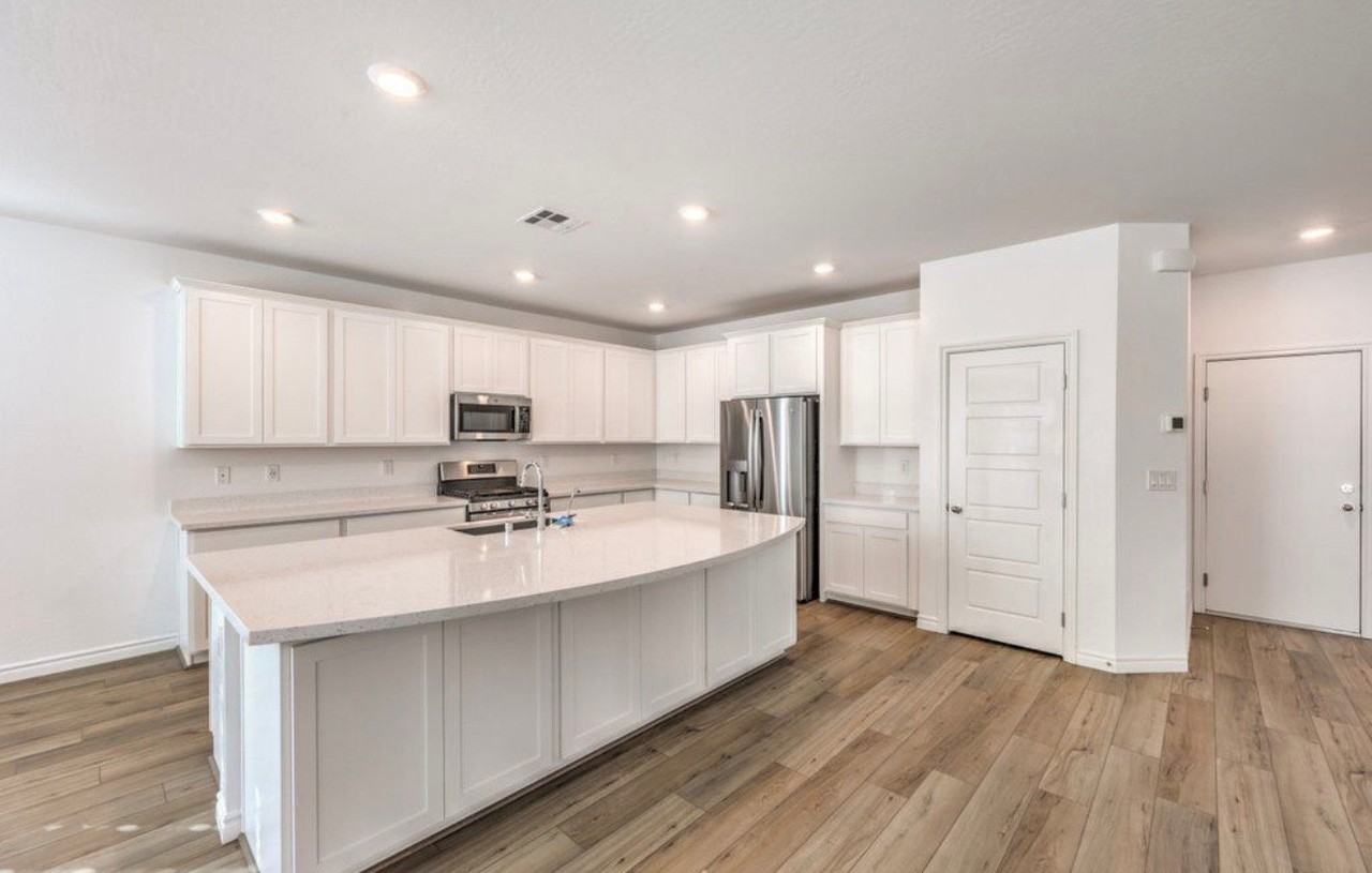 4445 Panoramic View Ave - Photo 5 of 21