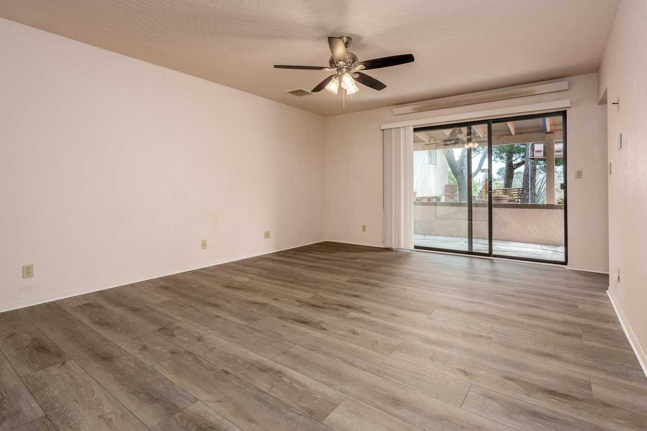 1905 S Deserama Cir - Photo 4 of 10