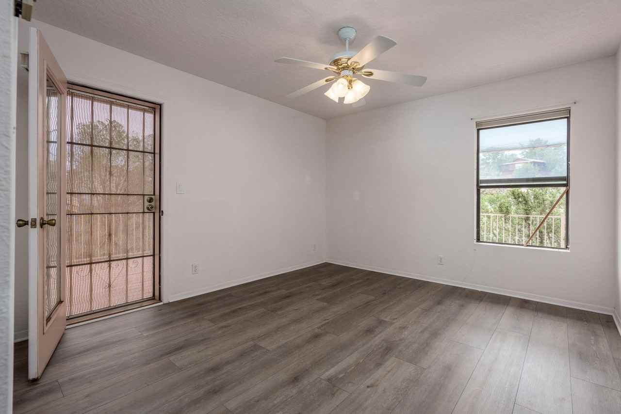 1905 S Deserama Cir - Photo 6 of 10