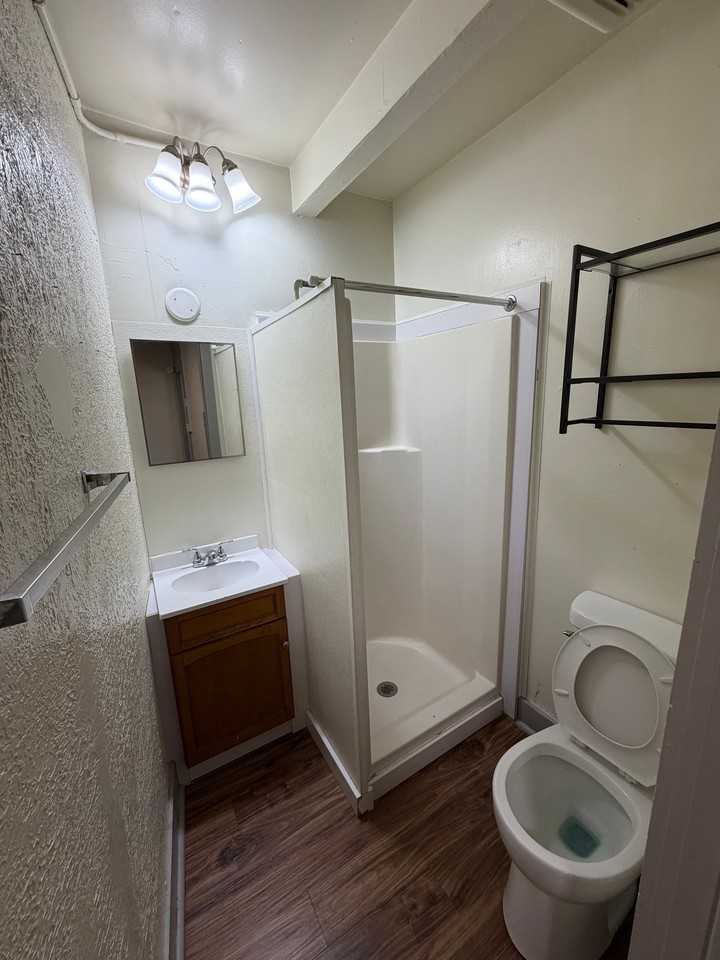708 Mills St #3 - Photo 4 of 6