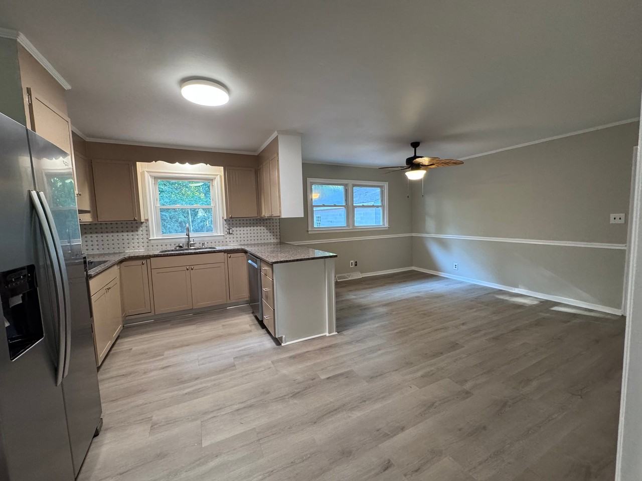 4205 Greenhaven Ln - Photo 5 of 20