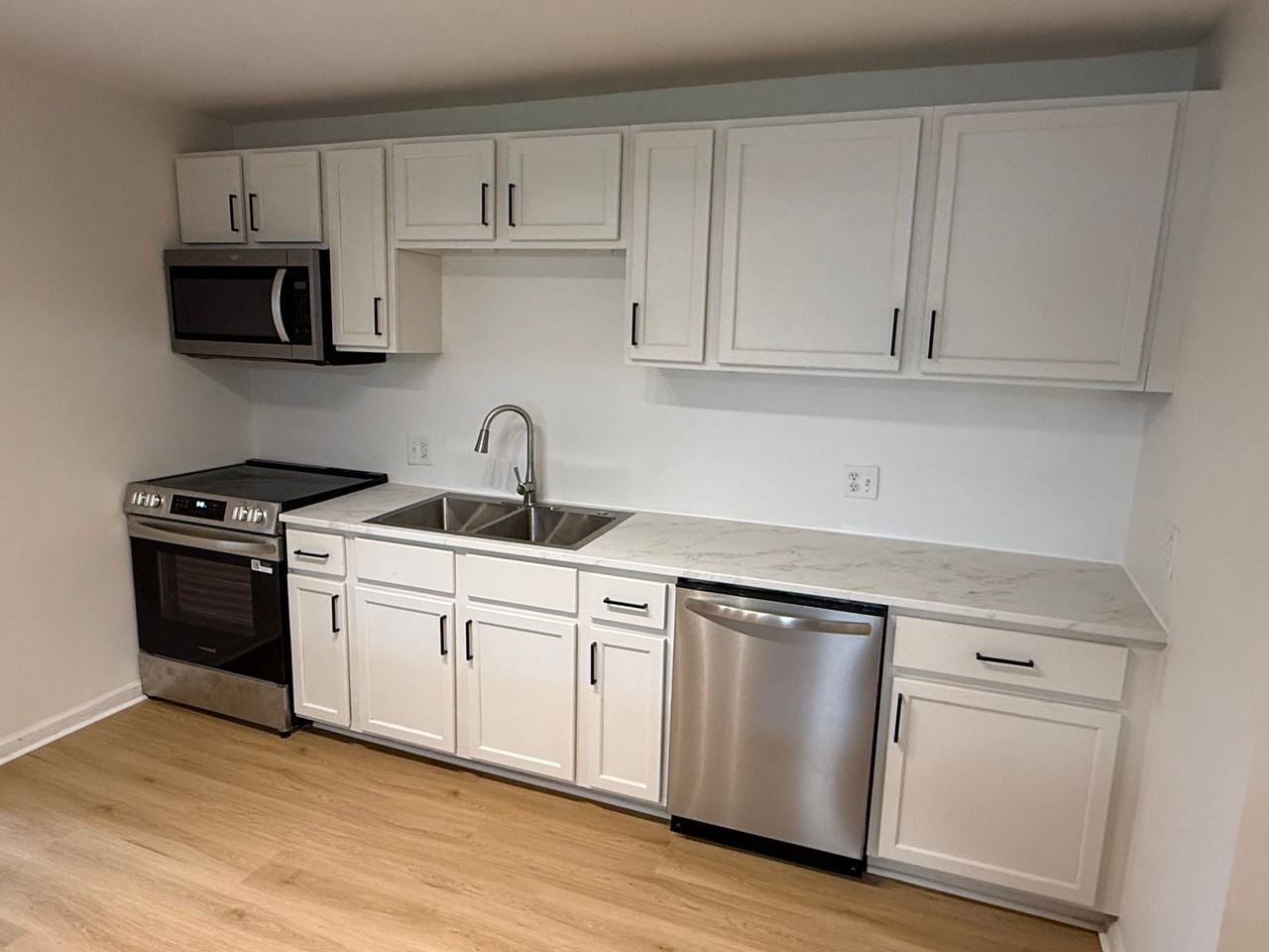 600 E Lee Rd #A - Photo 3 of 17