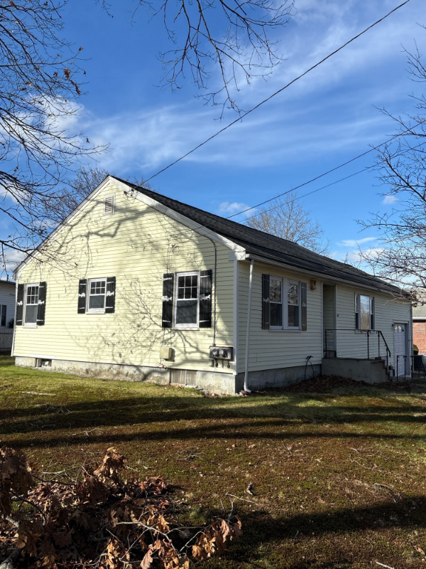 417 Union St - Photo 2 of 10