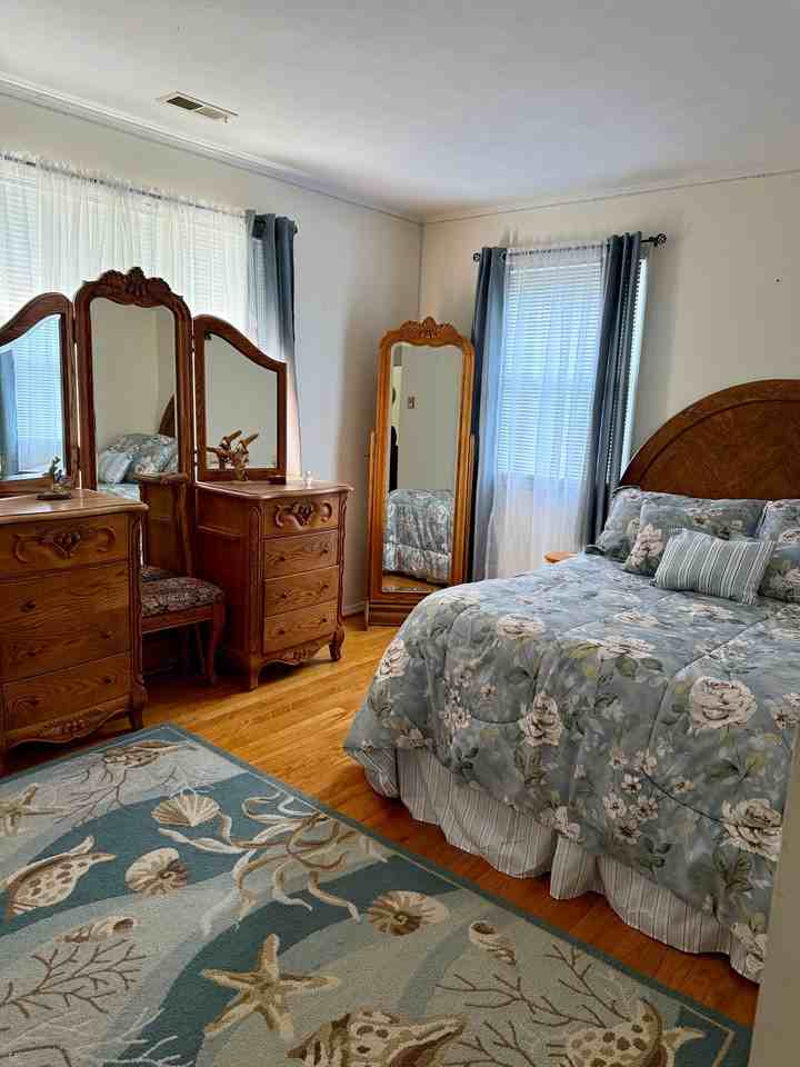 519 Sylvan Way #1 - Photo 2 of 8