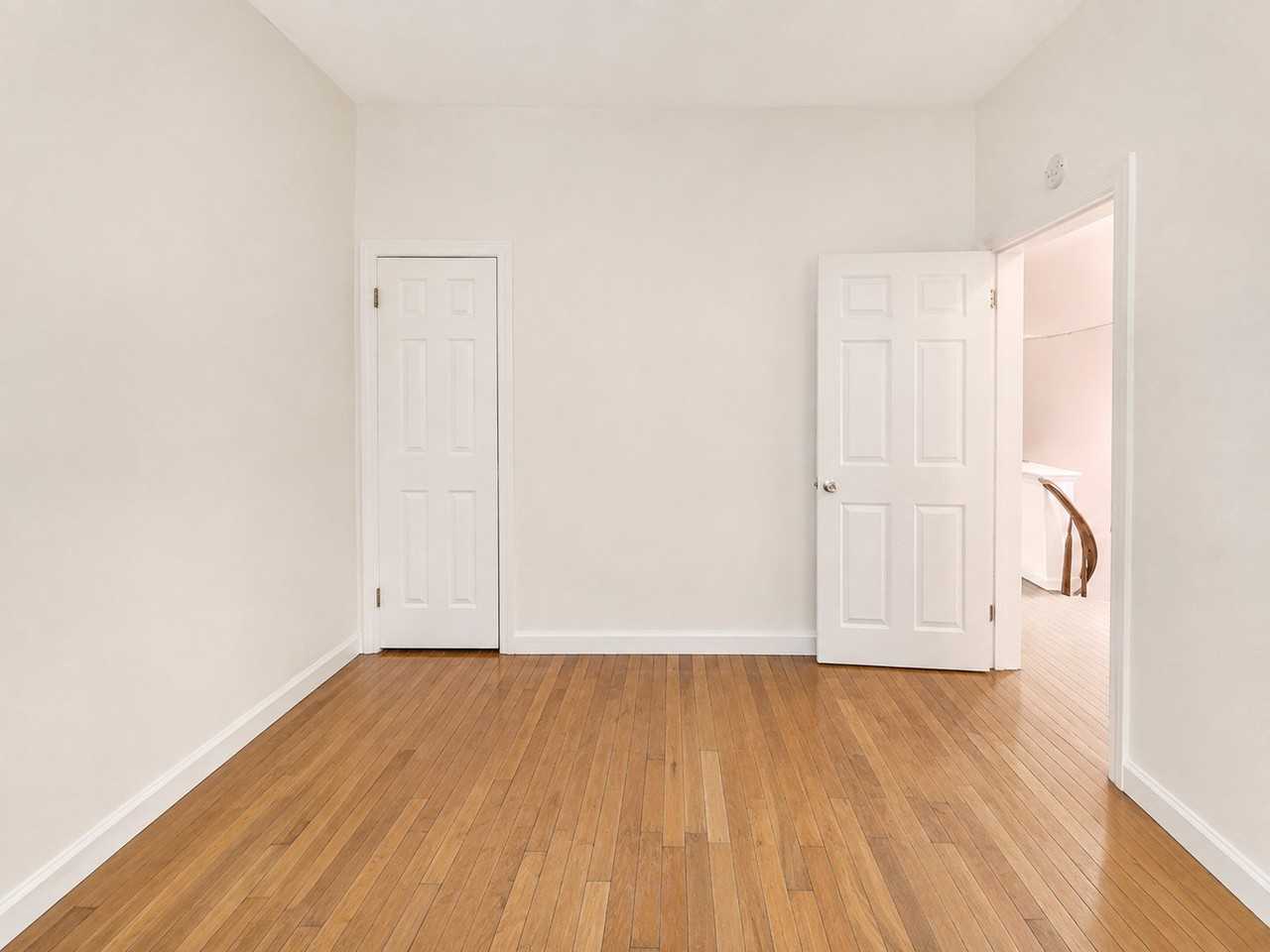 902 S Claremont Ave #2 - Photo 6 of 9
