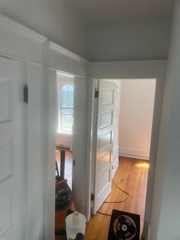 68 E Oakland Ave - Photo 7 of 19