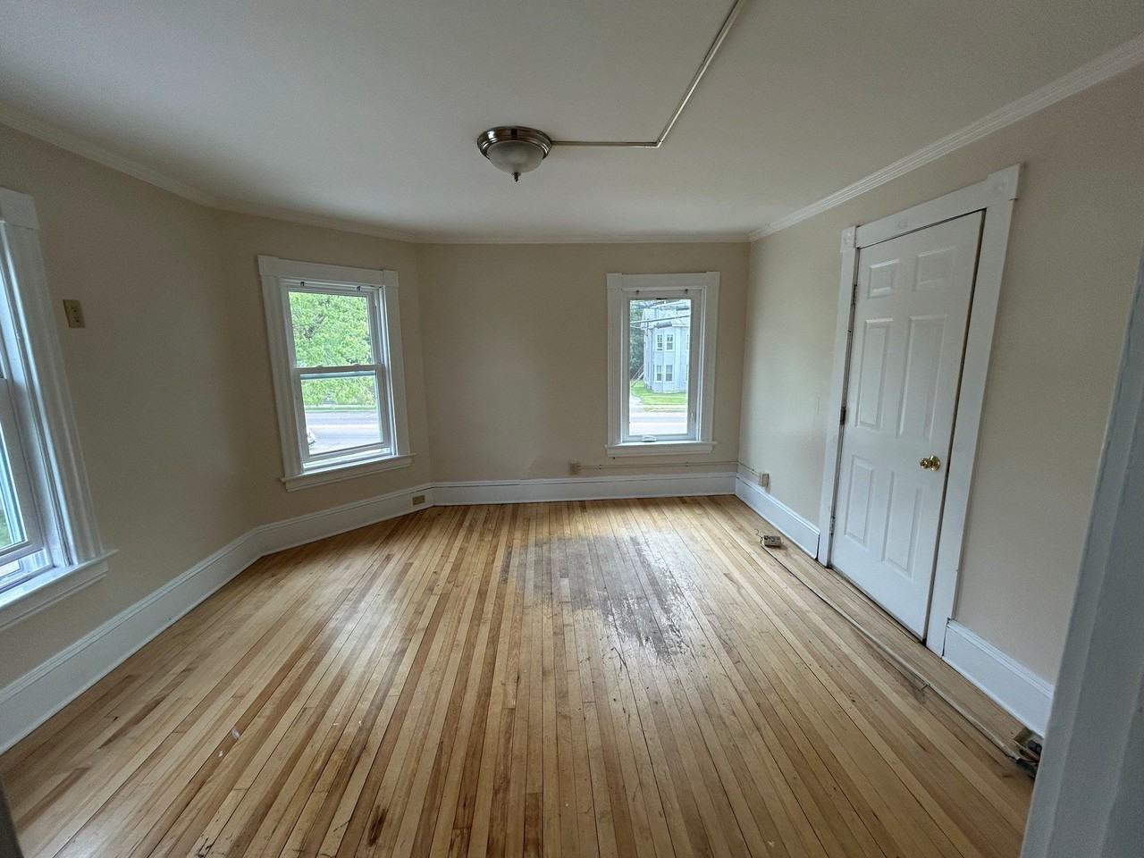 92 S Main St #2B - Photo 3 of 6
