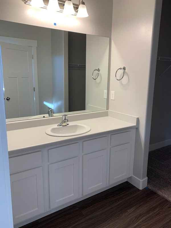 718 Nw #101 - Photo 2 of 7