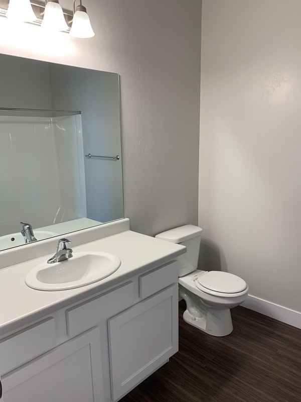 718 Nw #101 - Photo 4 of 7
