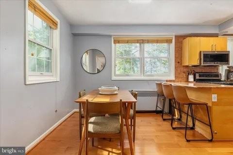 103 N George Mason Dr #1 - Photo 6 of 18