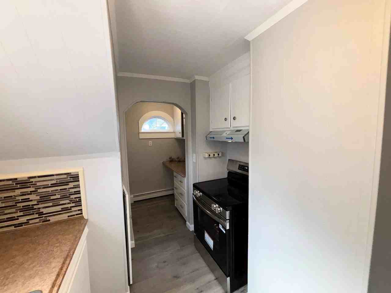 36 Boynton St #1 - Photo 7 of 17