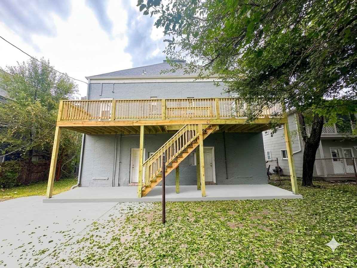 319 Olive St #1N - Photo 2 of 14