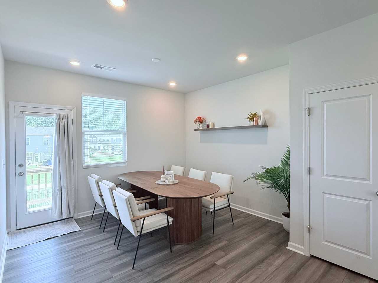 2431 Chert Ln - Photo 3 of 20