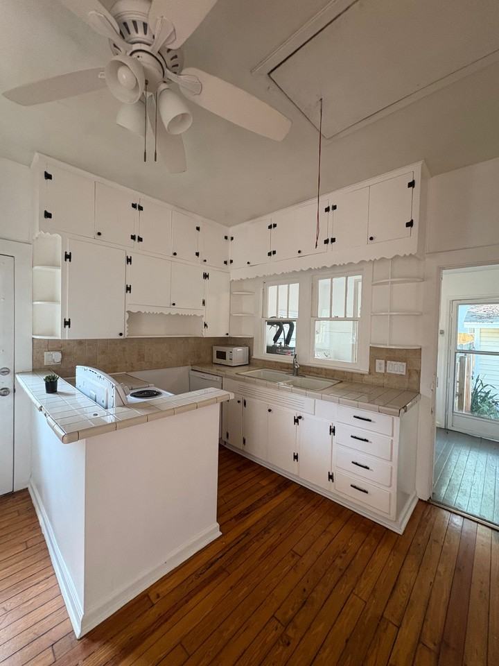 1304 E 32nd Ave - Photo 5 of 8