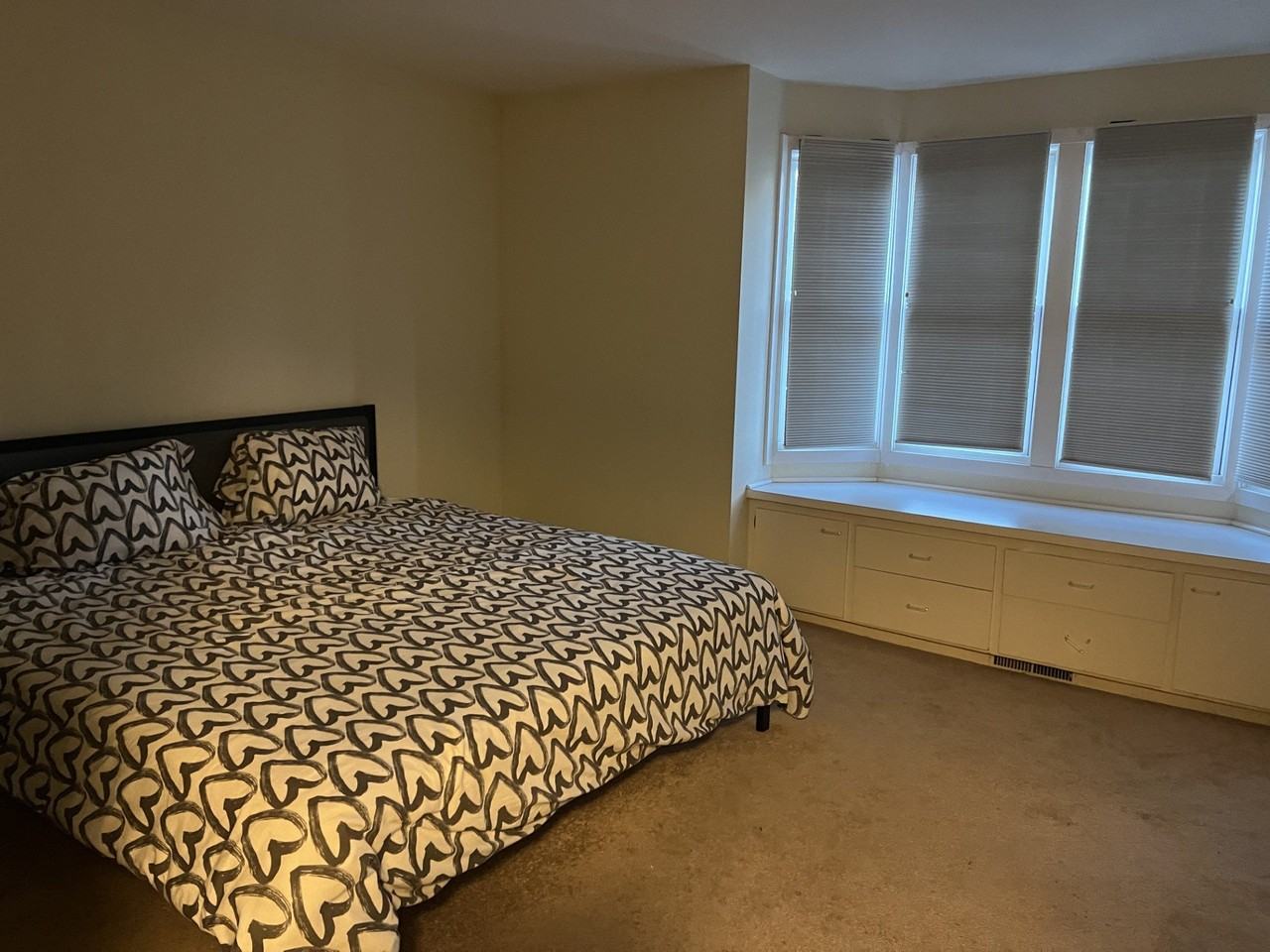 96 Audubon St #233 - Photo 2 of 4