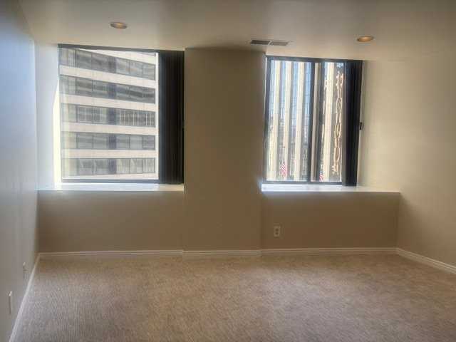 48 W Broadway #404 - Photo 6 of 20