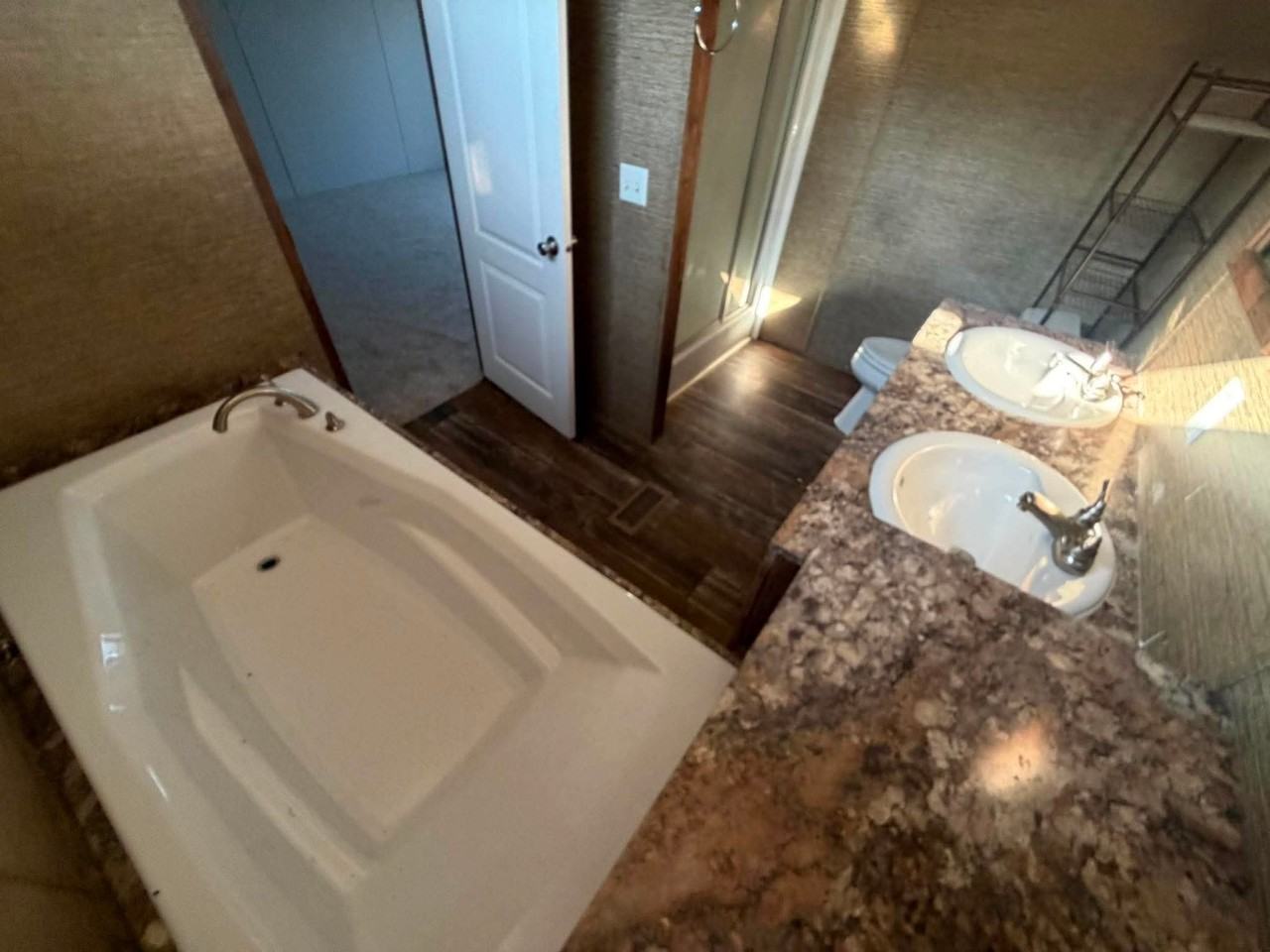 17602 Western Ave #1 - Photo 3 of 8