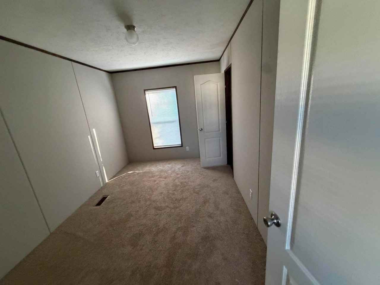 17602 Western Ave #1 - Photo 7 of 8
