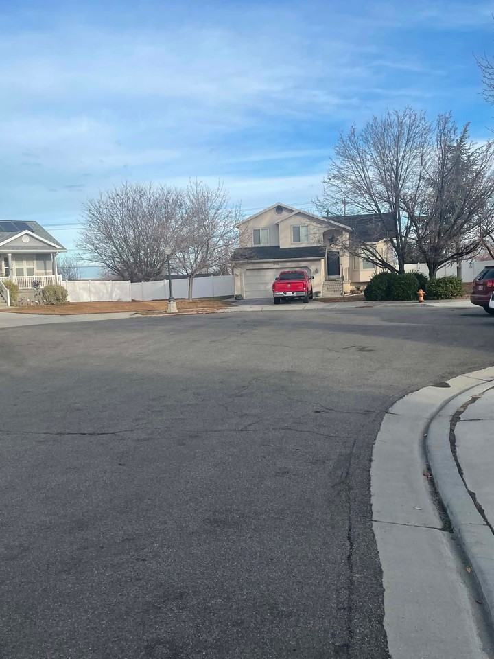 3518 S Moon Beam Bay - Photo 2 of 17