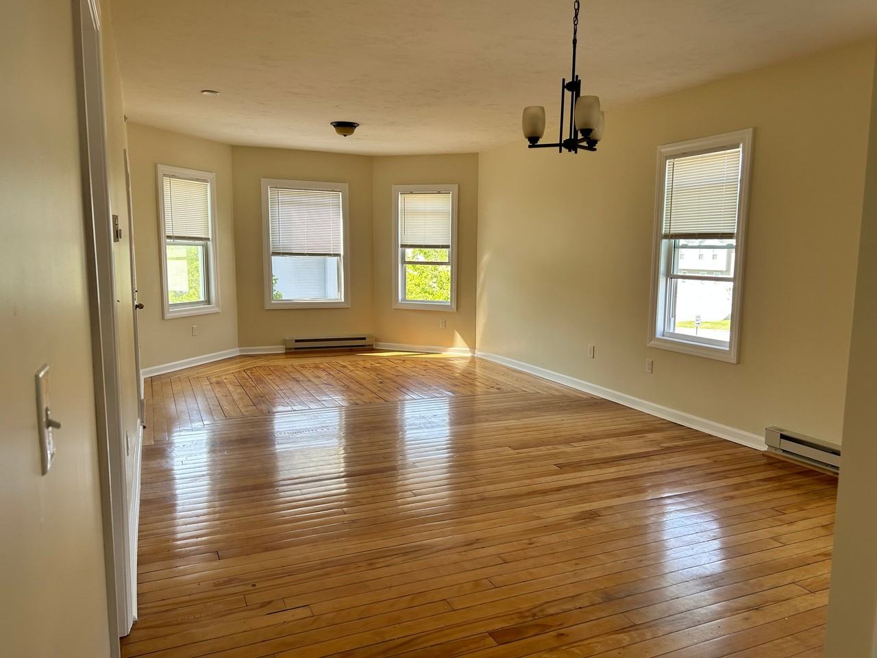 327 Hamilton St #2 - Photo 7 of 10