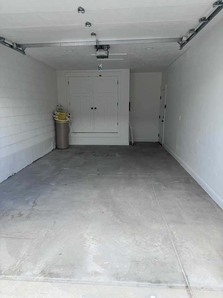 1936 W River View Dr #B - Photo 2 of 17