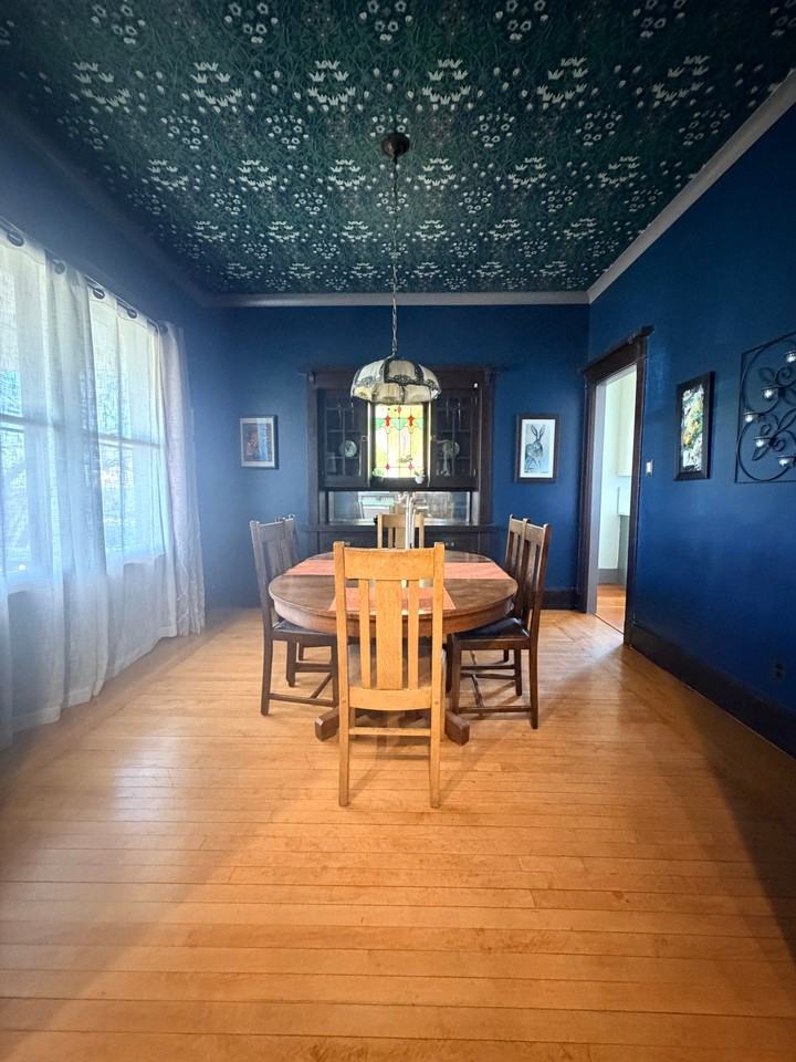 921 W Alameda St - Photo 4 of 14