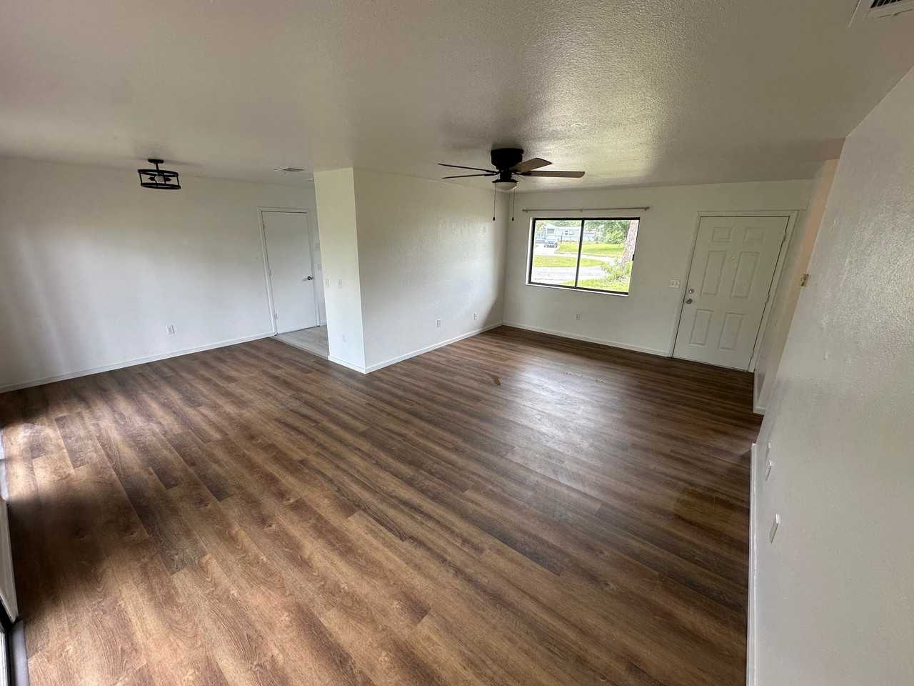 7181 Mesa Ct - Photo 4 of 10