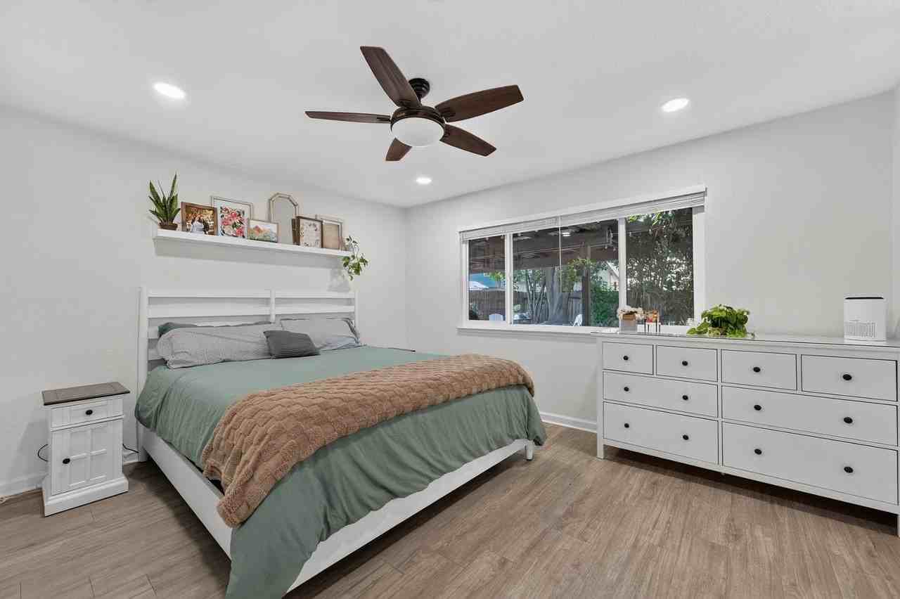 27 Rock Hill Ct - Photo 6 of 11