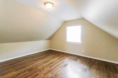 6043,, W Bryn Mawr Ave - Photo 5 of 11