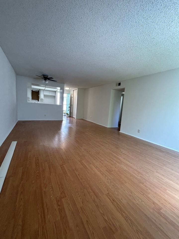 400 N Kenwood St #3 - Photo 3 of 7