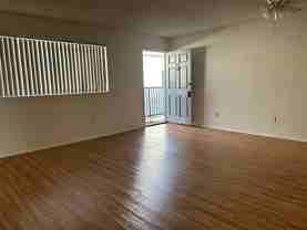 725 E Windsor Rd #202 - Photo 1 of 1