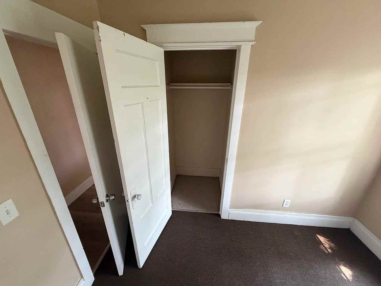 739 Genesee St #4 - Photo 6 of 10