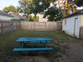 featured image of 11 E Willow St #11