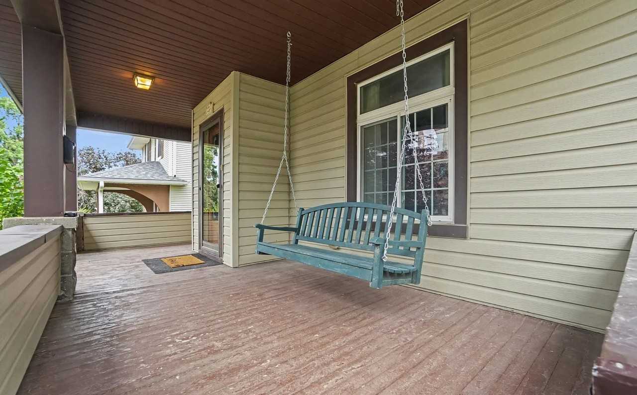 1403 S 8th St - Photo 2 of 16