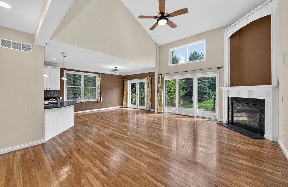 6470 Royal Liverpool Ct - Photo 3 of 28