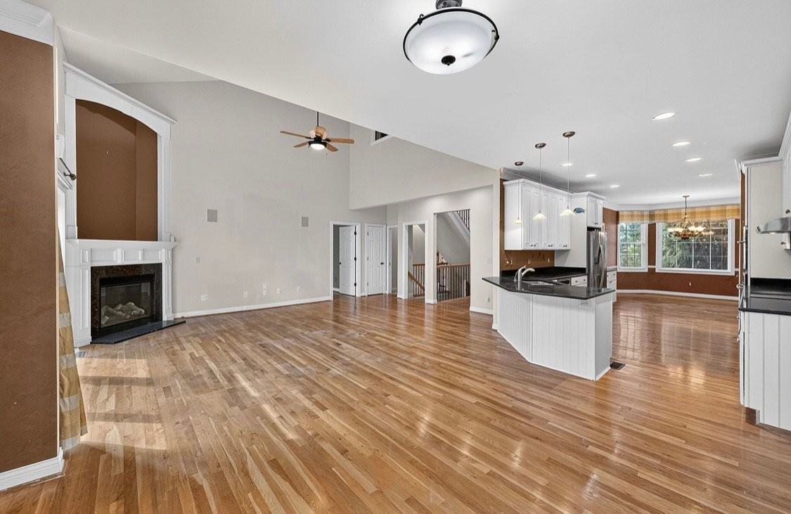 6470 Royal Liverpool Ct - Photo 4 of 28