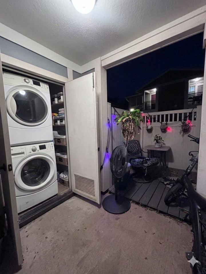 64 Kihalani St #801 - Photo 7 of 8