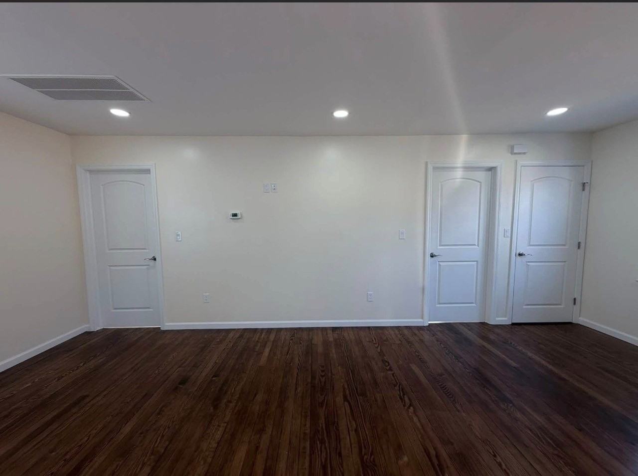645 Main St #2 - Photo 3 of 8