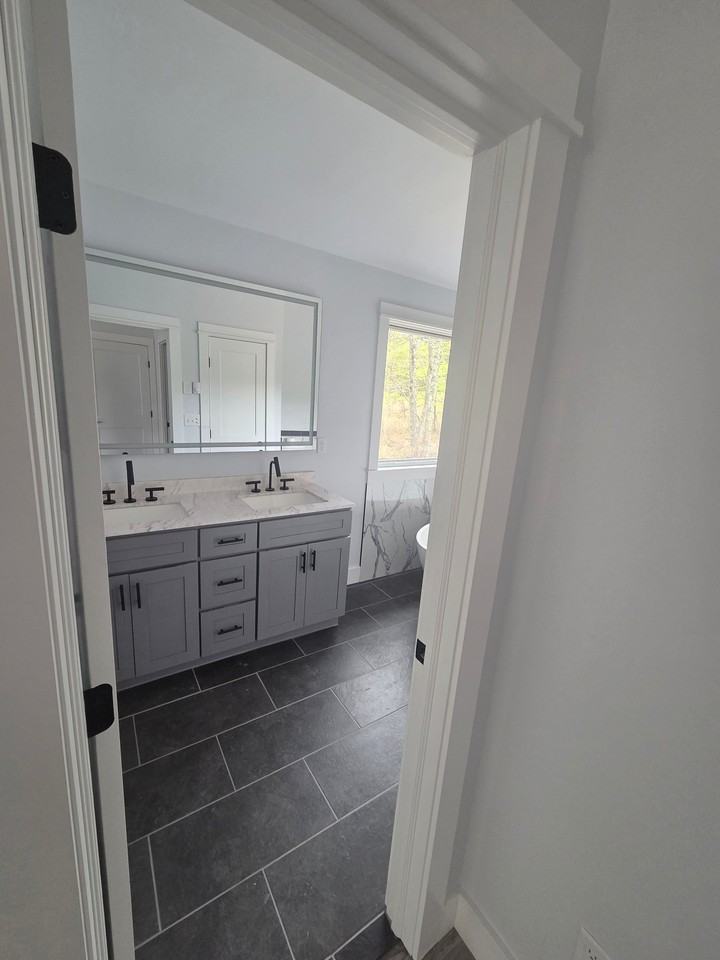 399 Stony Mountain Rd - Photo 7 of 8