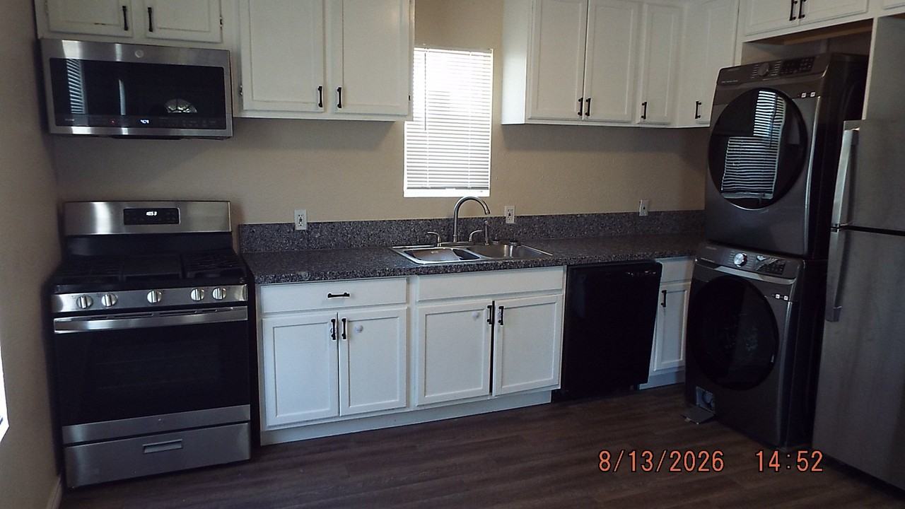 508 W Baetz Blvd #508 - Photo 4 of 14