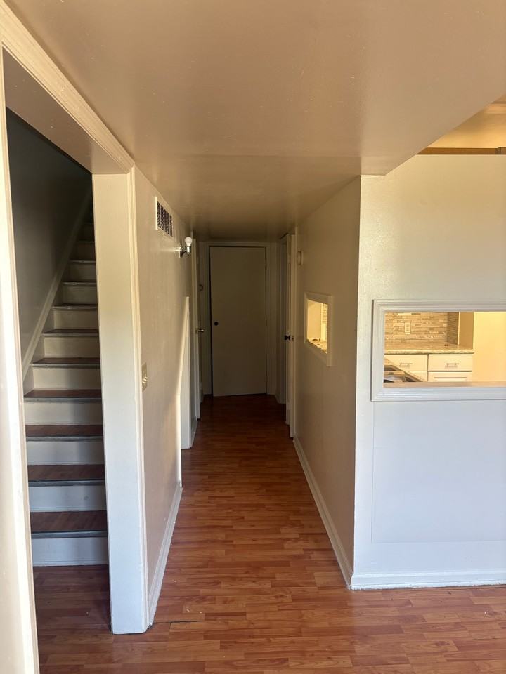 1787 Baltimore Ave - Photo 5 of 10