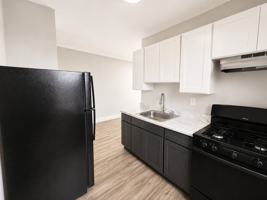 featured image of 190 Carroll St #35