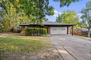 809 Burleson St - Photo 1 of 1